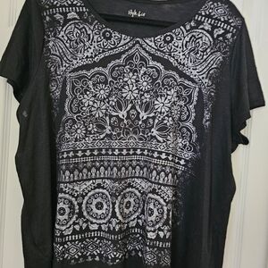 Style & Co. Black and White Floral Pattern Top